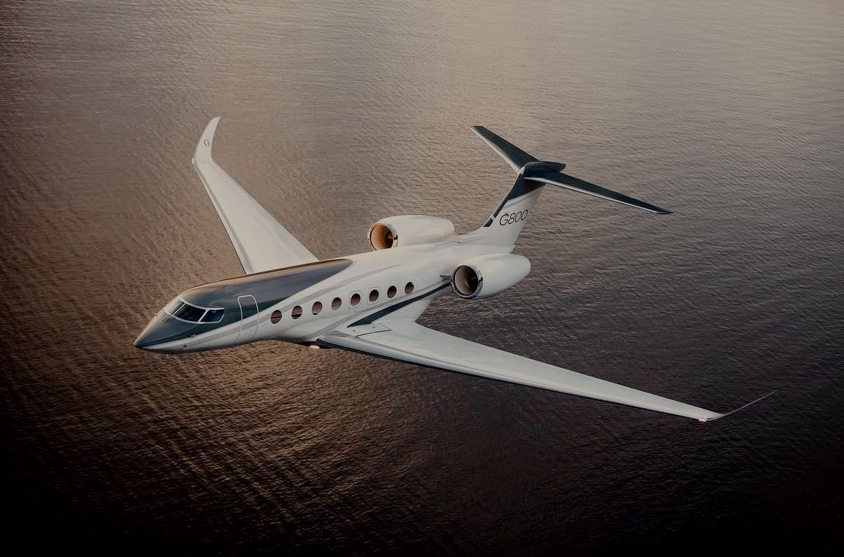 Private aircraft movement with concierge-managed transition sequencing